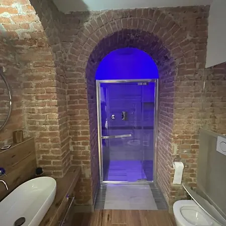 Luxury In Center Milano